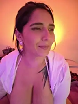 Chat XXX ao vivo de emily_leinner