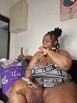 Chat XXX ao vivo de ThickianaRider