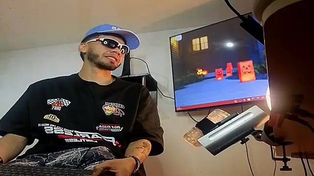 MistBirol69 Adlı Modelin Canlı XXX Sohbeti