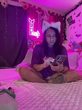 แชท XXX สดของ TranSexualJade95