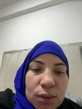 Layla_kaderr Adlı Modelin Canlı XXX Sohbeti