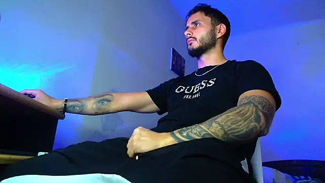 XanderCage99 Live XXX-Chat
