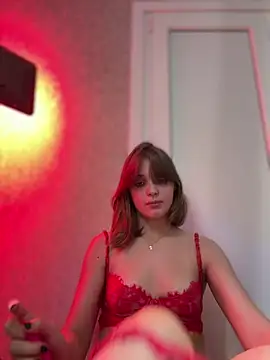 OneInaMILLION--'s Live XXX Chat