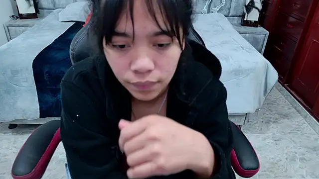 laureentt_'s Live XXX Chat