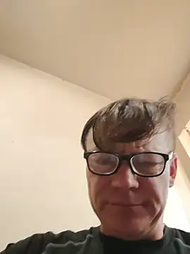 XXX chat uživo modela Piootrass