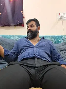 XXX chat uživo modela Fun_Guuy