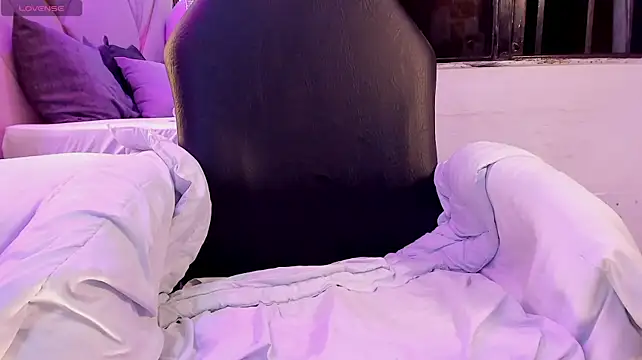 mia_rouxx1 即時 XXX 聊天