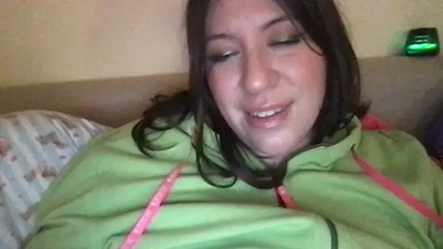 צ'אט XXX בשידור חי של HYPHYtype