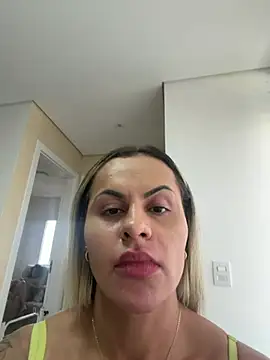 carolinecbso's Live XXX Chat