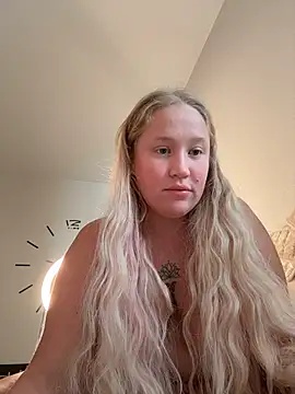 EveryTokenIsImportant Live XXX-Chat