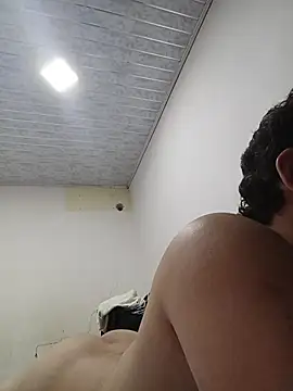 MenOnlyHot – Naživo XXX chat