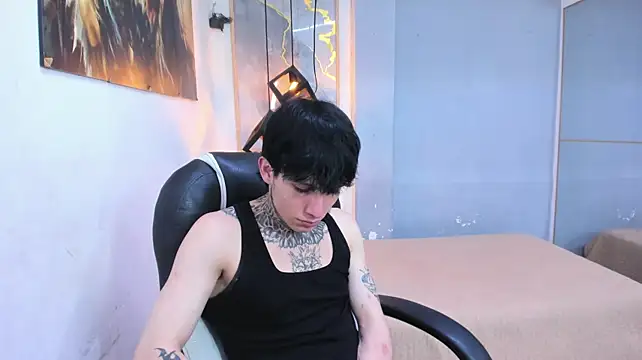 Онлайн чат XXX Cry_thereal