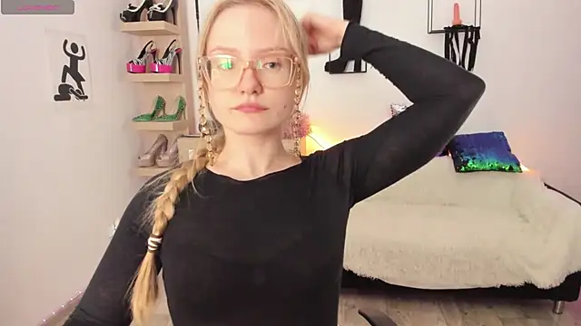 NancyHottie 即時 XXX 聊天