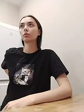 Онлайн чат XXX HoTMiA666