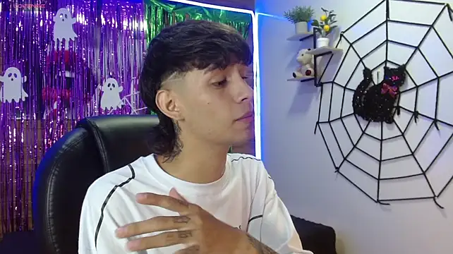 DraxBlade09 Live XXX-Chat