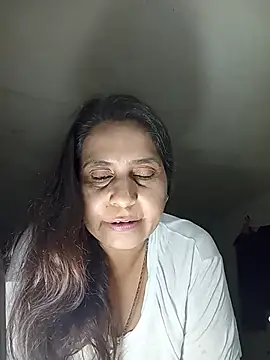 Aymacyn's Live XXX Chat