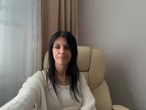 InjaAtHome's Live XXX Chat