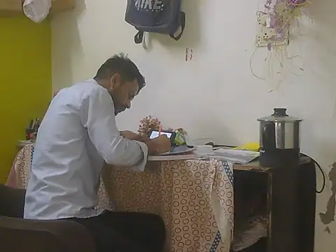 Онлайн чат XXX Stubborndesiboy