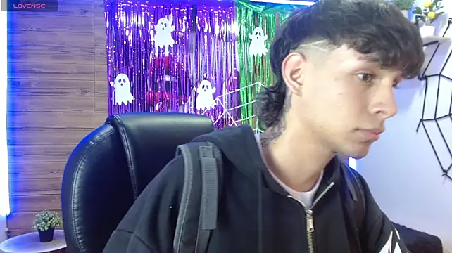 DraxBlade09 live XXX chat