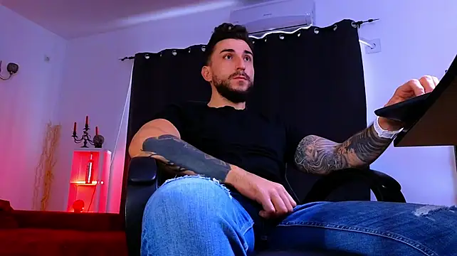Chat XXX Live MightyAaron66