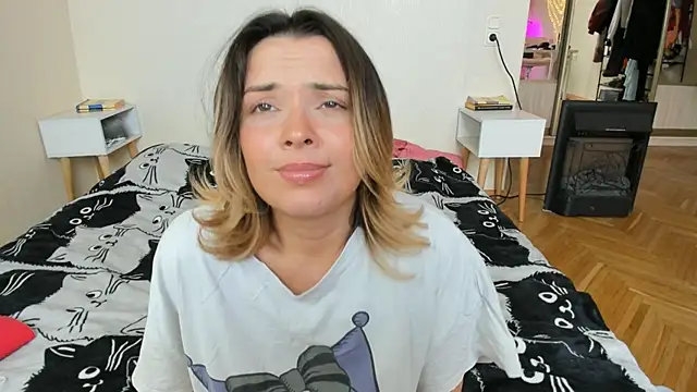 BrightDani Chat XXX in diretta