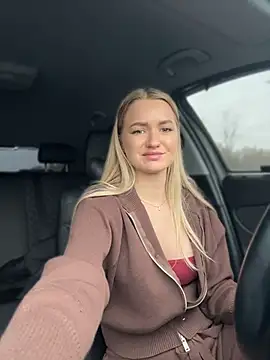 Devill_Angel_ élő XXX-chatje