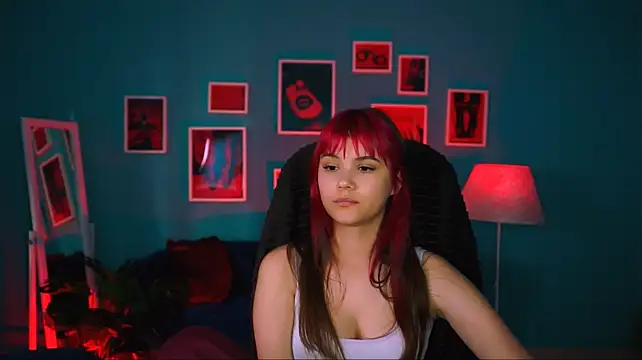 Chat +18 de EvaThopson ao vivo