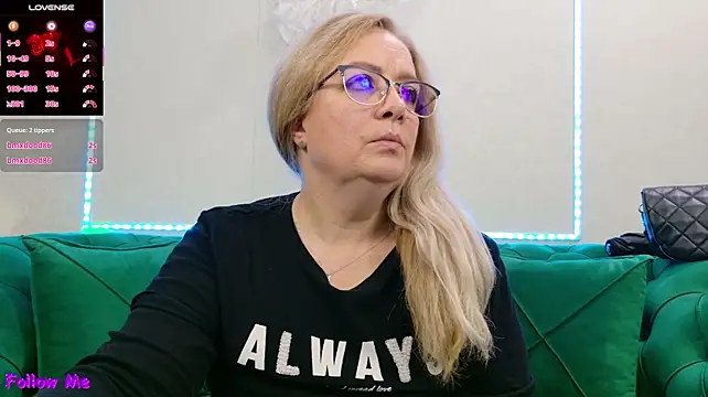 IvanaCharm Live XXX-Chat