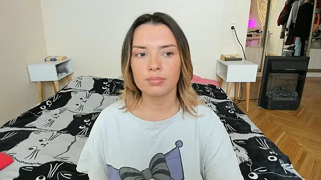 BrightDani Live XXX-Chat