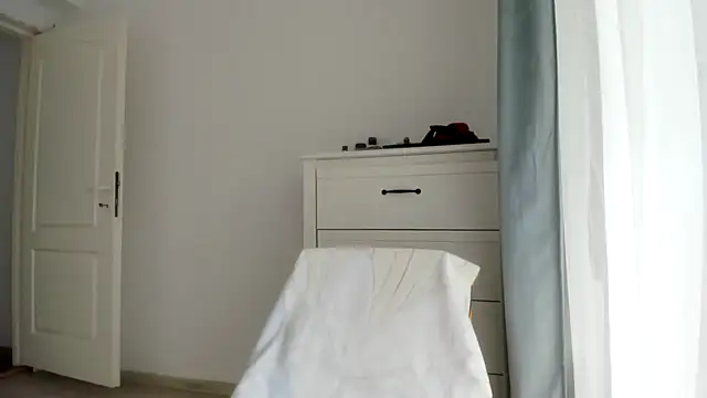 Онлайн чат XXX woolfiie