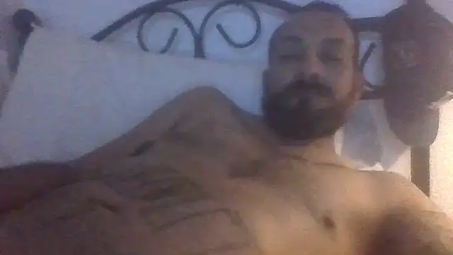 Call_Me_Snacks' Live XXX Chat