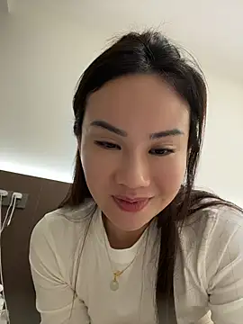 Chat XXX ao vivo de Yioyio-666