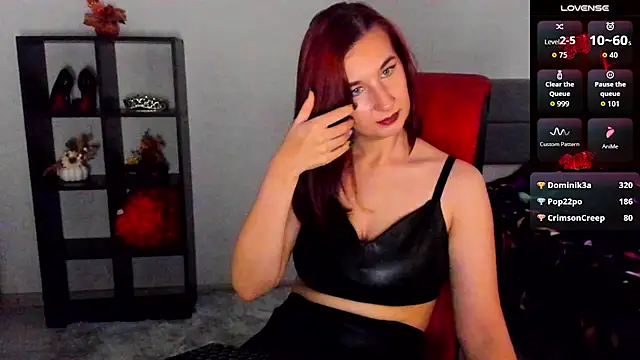 Goddess_Sophie Live XXX-Chat