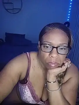 XXX chat uživo modela Goddessebonyrose