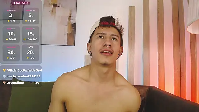 Santi_Williams XXX чат на живо