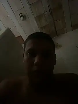 Show modela fbdurj na web-kameri