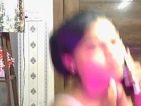 hii_kavya 即時 XXX 聊天