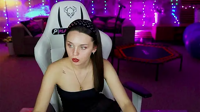 Chat +18 de Olivia054_Sweet ao vivo