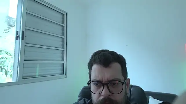 XXX chat uživo modela BadDaddyBrasil