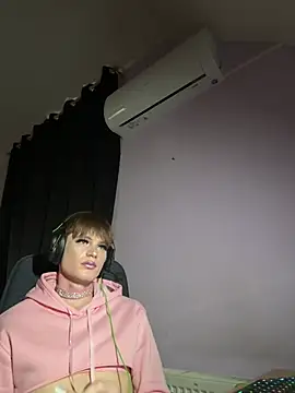 FemboyShow 现场XXX聊天