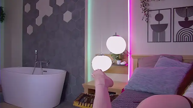 MonicaFox_ 라이브 XXX 채팅