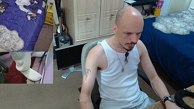 ryder2012 – Naživo XXX chat
