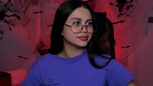 MissTessaGlow's Live XXX Chat