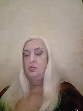 Julia20X Live XXX-Chat