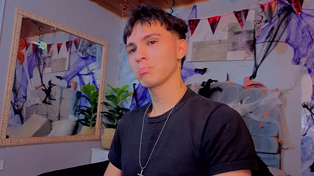 แชท XXX สดของ Axel_Ryder