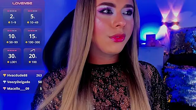 Chat +18 de Emili_Roux ao vivo