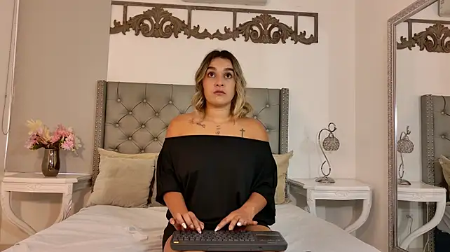 KristhenBella Live XXX-Chat