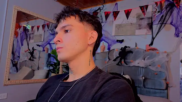 Axel_Ryder 即時 XXX 聊天