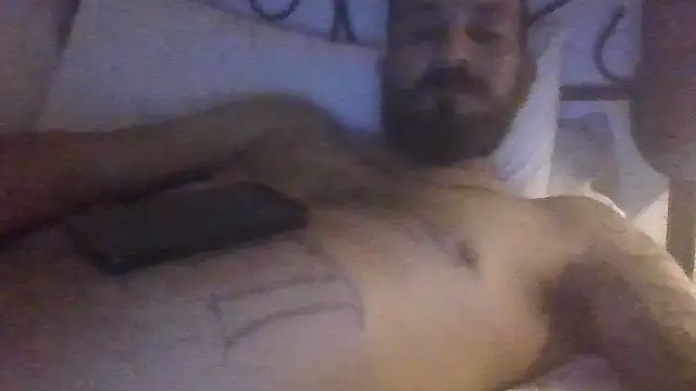 צ'אט XXX בשידור חי של Call_Me_Snacks