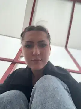 Chat +18 de KatyVibes ao vivo